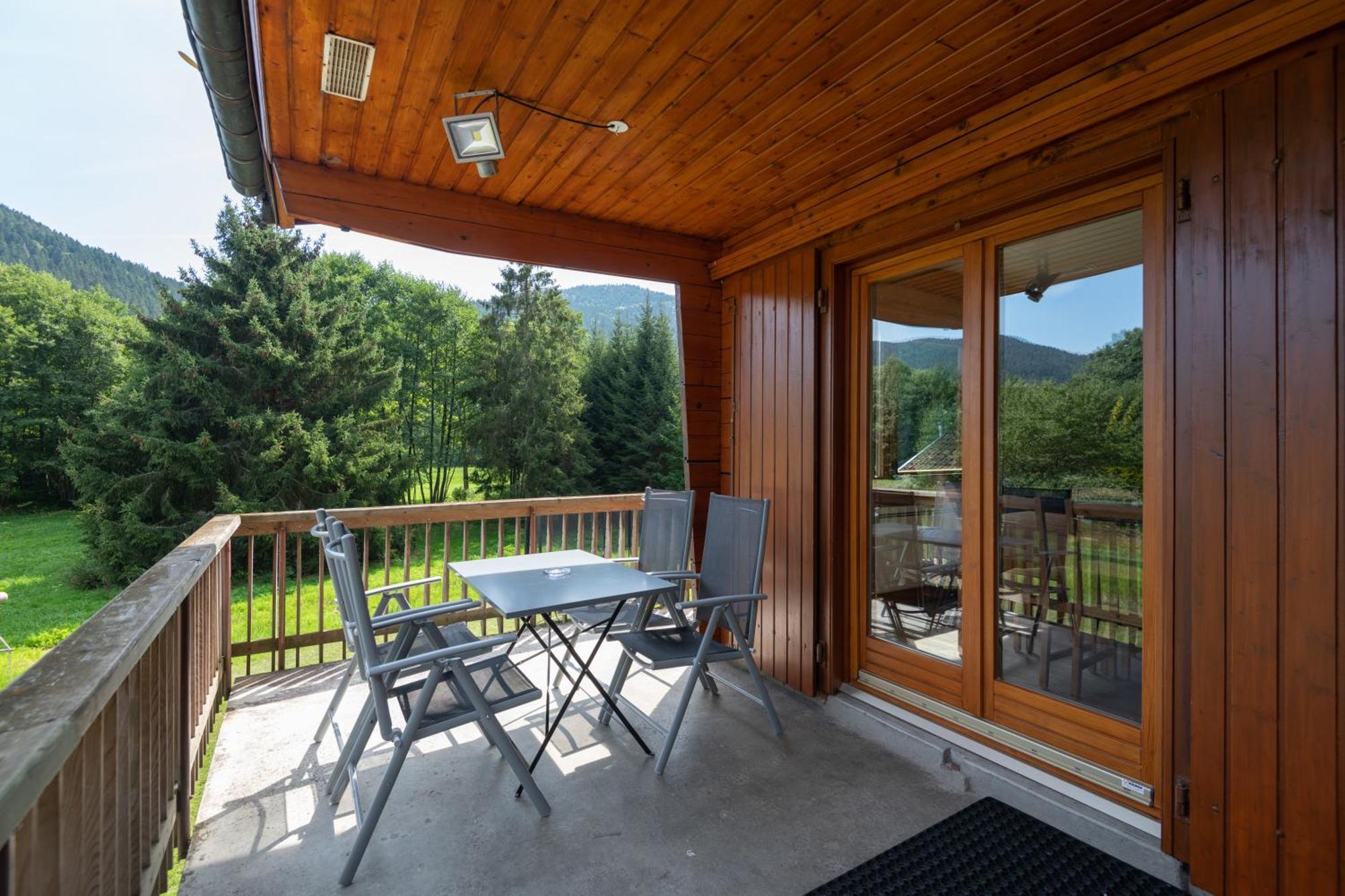 Chalets Du Bouchot & Jacuzzi Privatif Proximite Gerardmer & La Bresse Rochesson Eksteriør billede